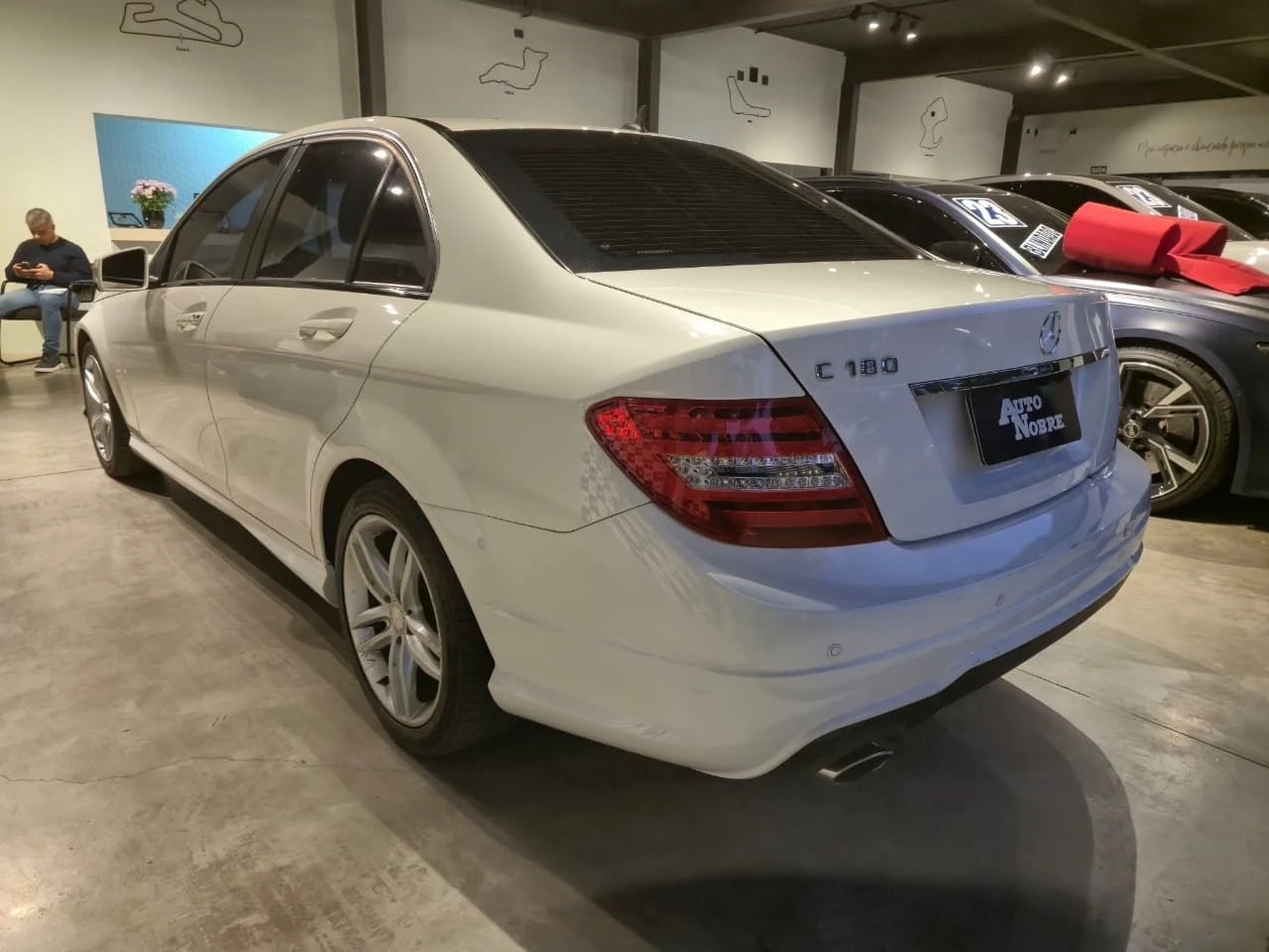 MERCEDES-BENZ C 180