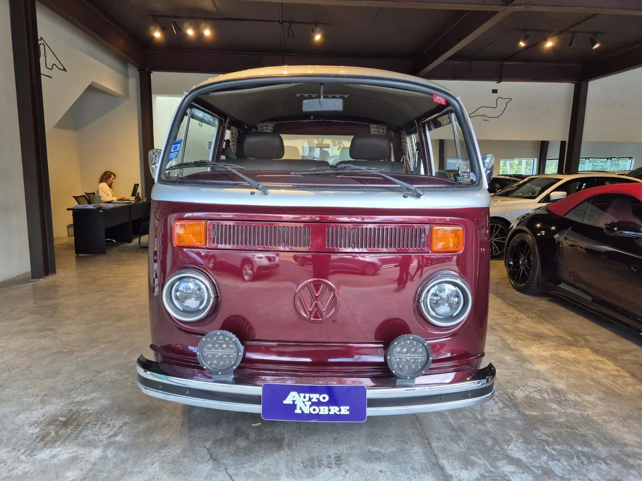 VOLKSWAGEN KOMBI
