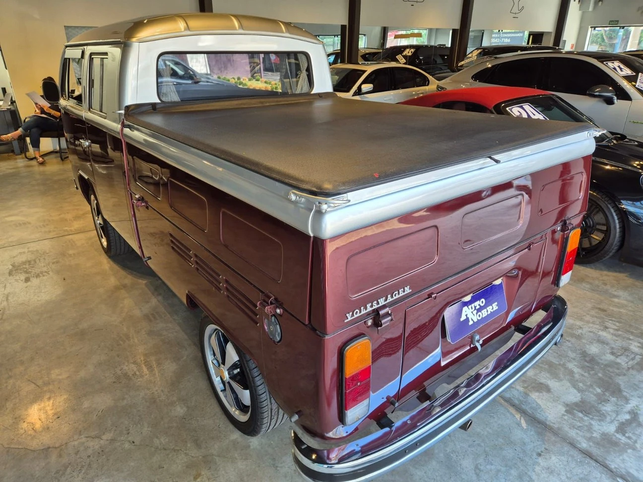 VOLKSWAGEN KOMBI