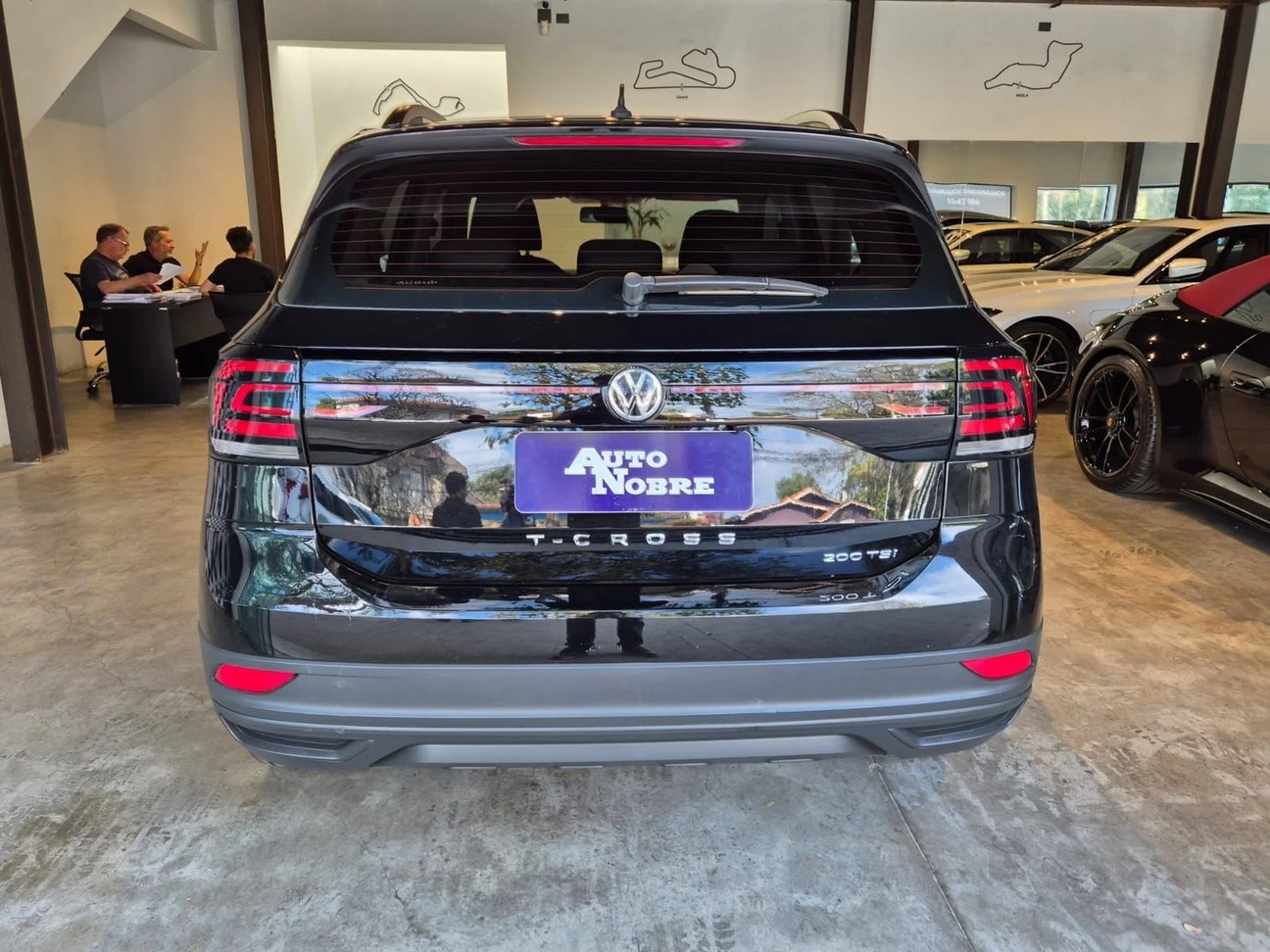 VOLKSWAGEN T-CROSS