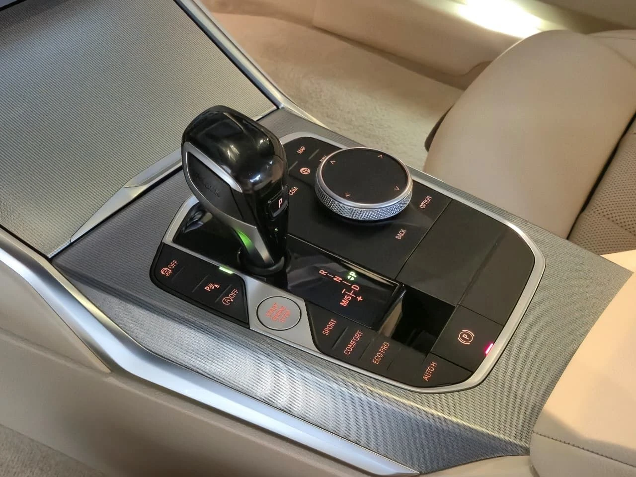 BMW 320I