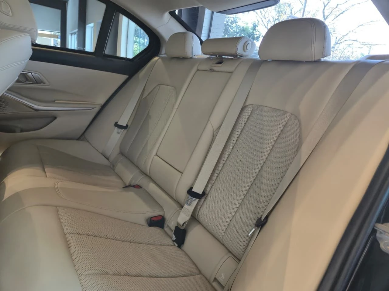BMW 320I