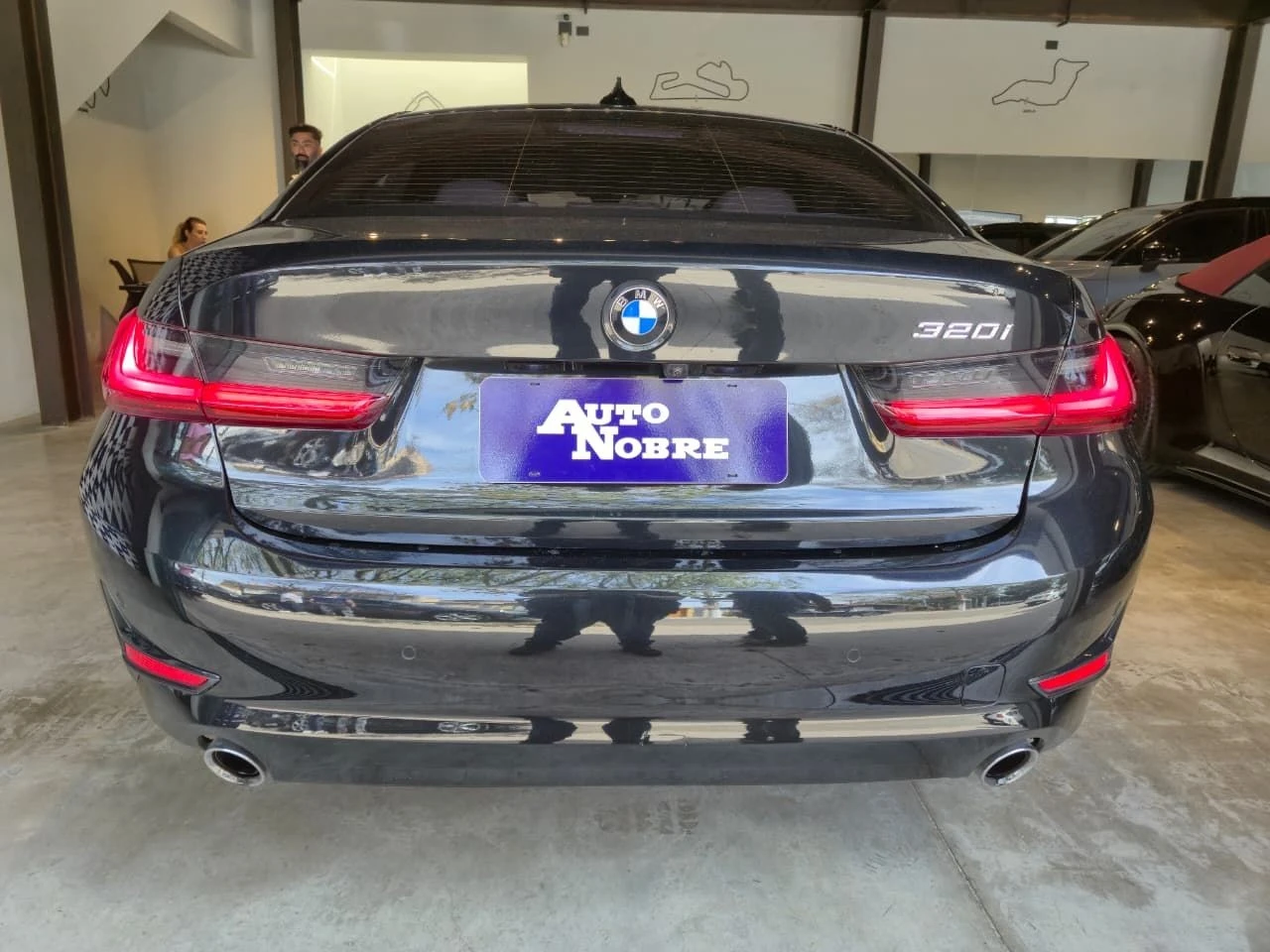 BMW 320I