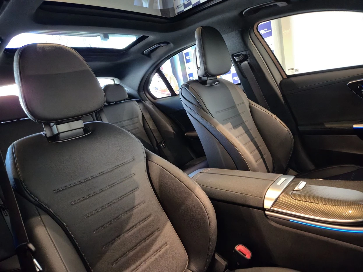 MERCEDES-BENZ C 300
