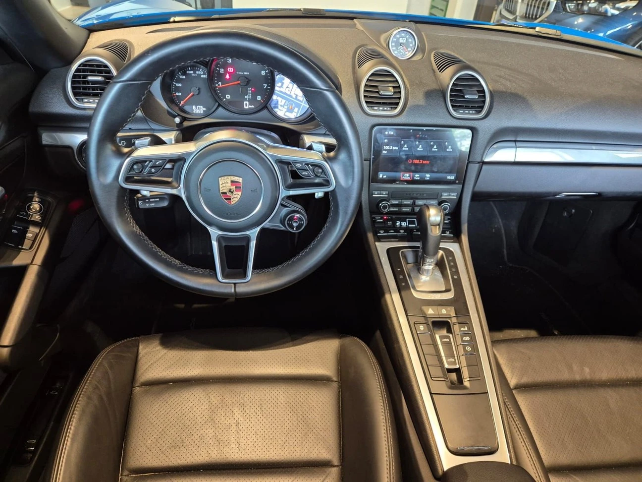 PORSCHE 718