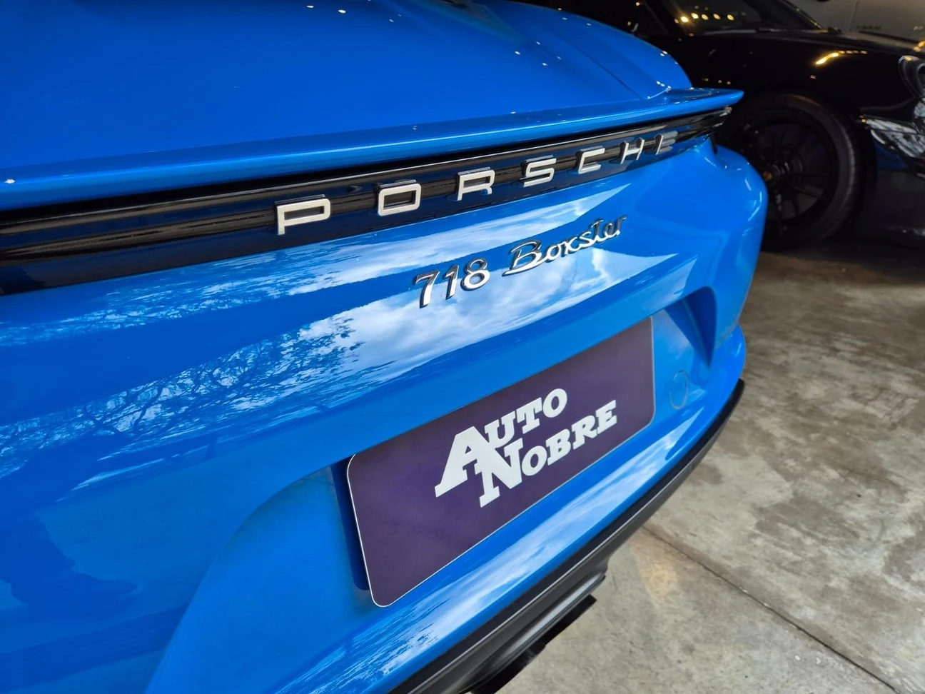 PORSCHE 718