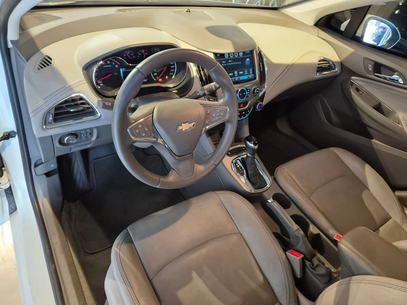 CHEVROLET CRUZE