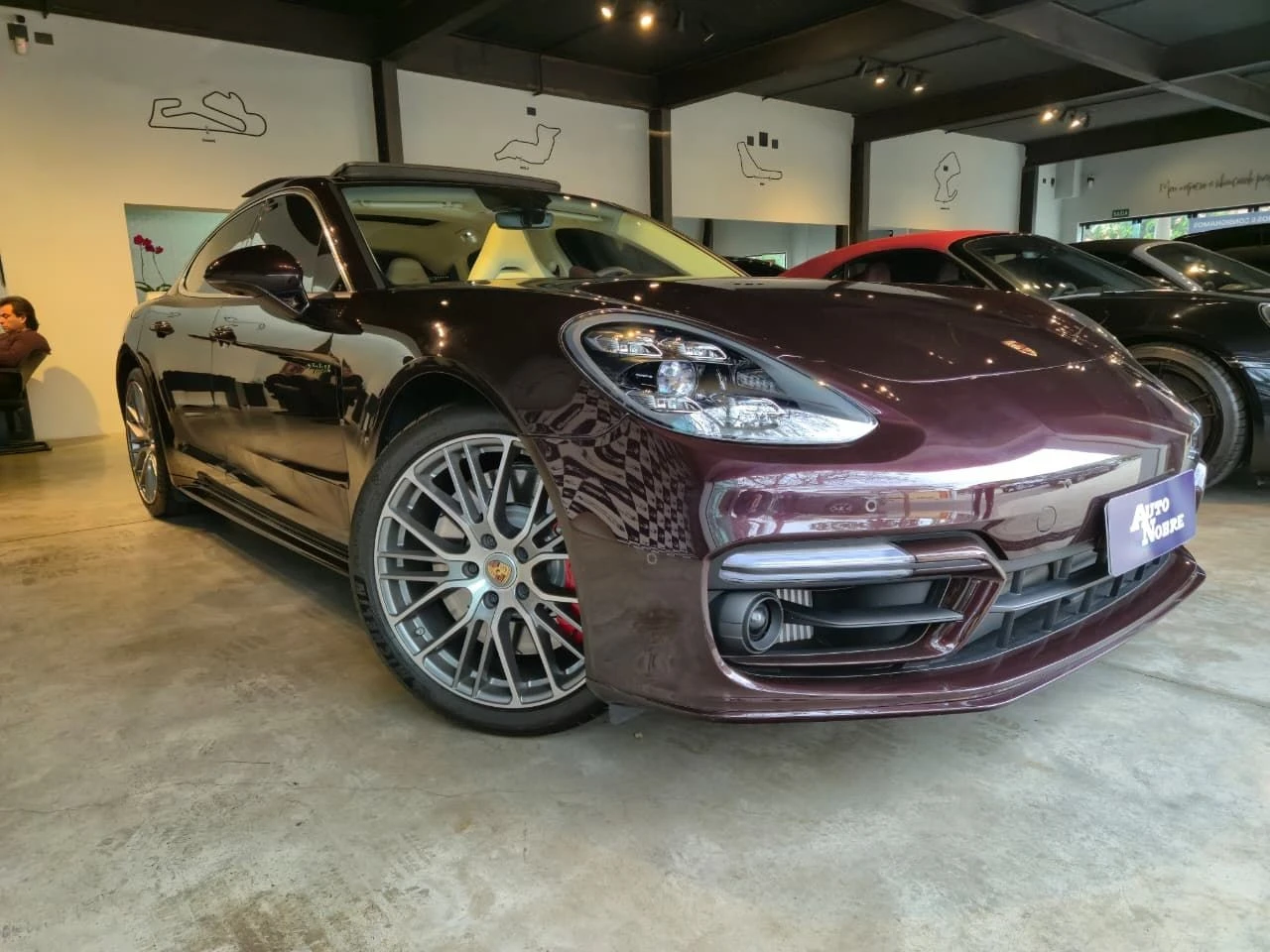 PORSCHE PANAMERA