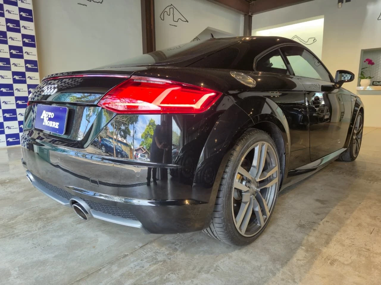 AUDI TT
