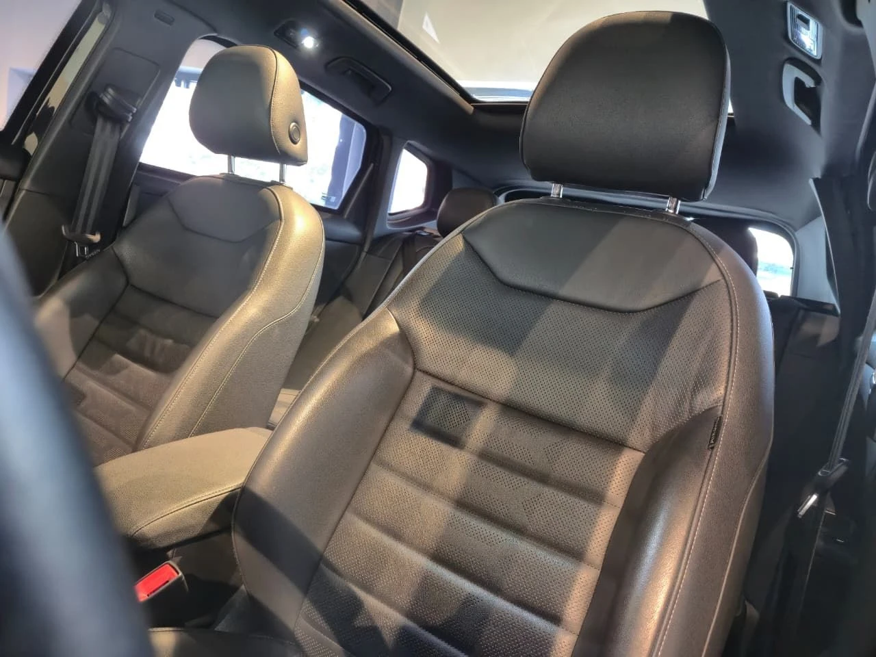 VOLKSWAGEN TAOS