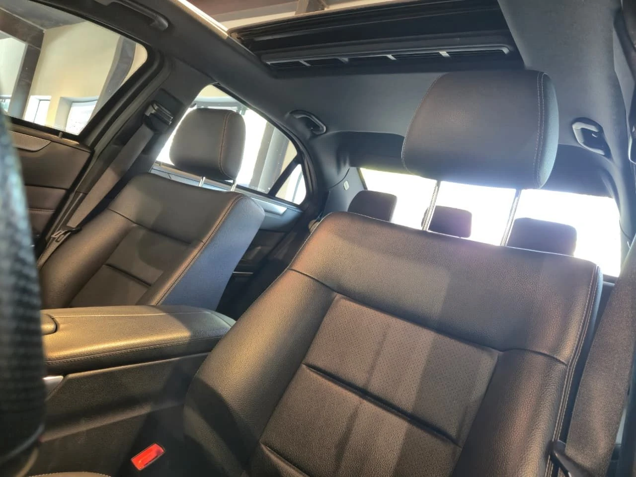 MERCEDES-BENZ E 250