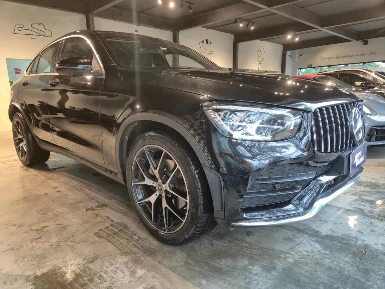 MERCEDES-BENZ GLC 300