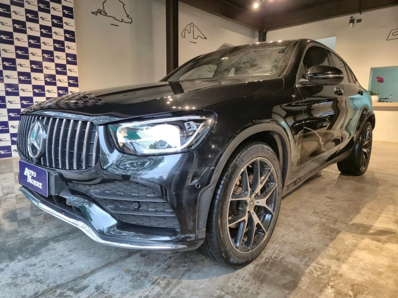 MERCEDES-BENZ GLC 300