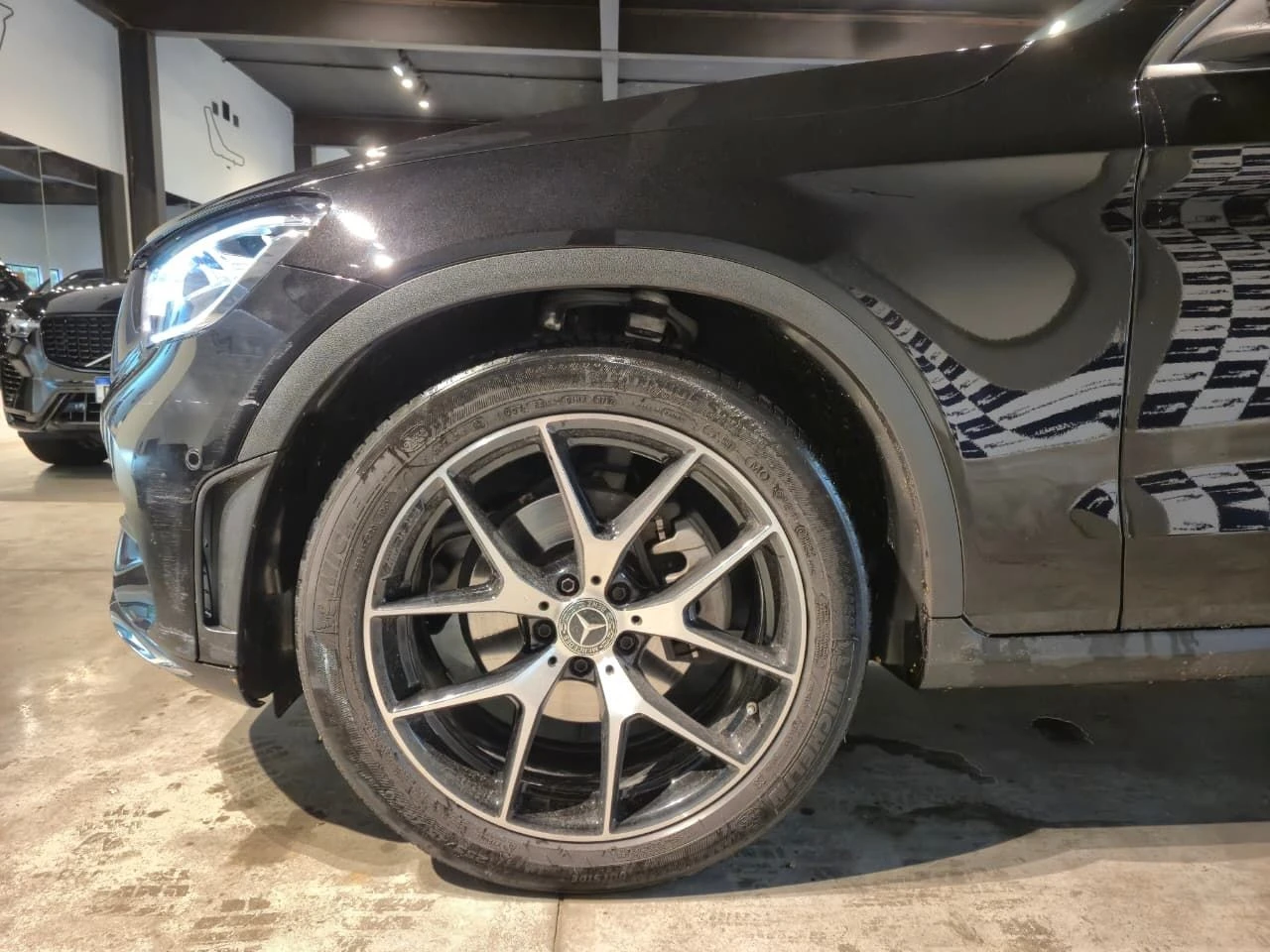 MERCEDES-BENZ GLC 300