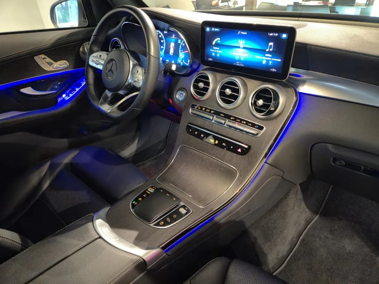 MERCEDES-BENZ GLC 300