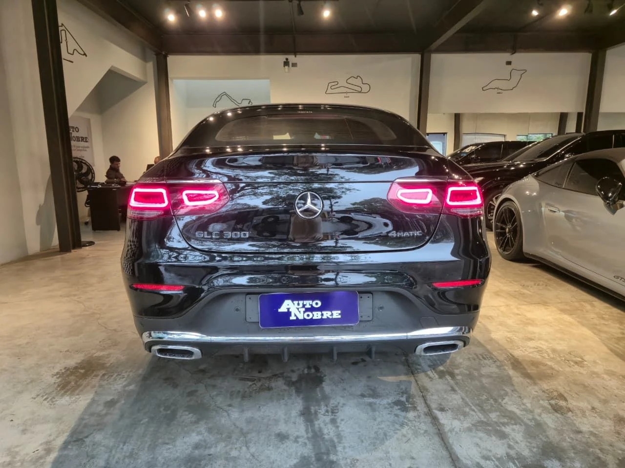 MERCEDES-BENZ GLC 300