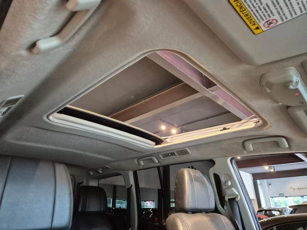 MITSUBISHI PAJERO FULL