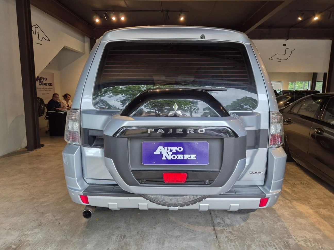 MITSUBISHI PAJERO FULL