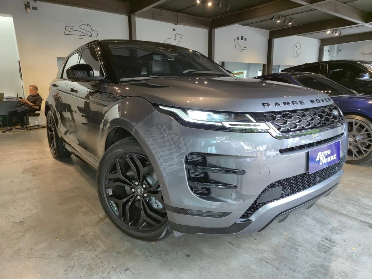 LAND ROVER RANGE ROVER EVOQUE