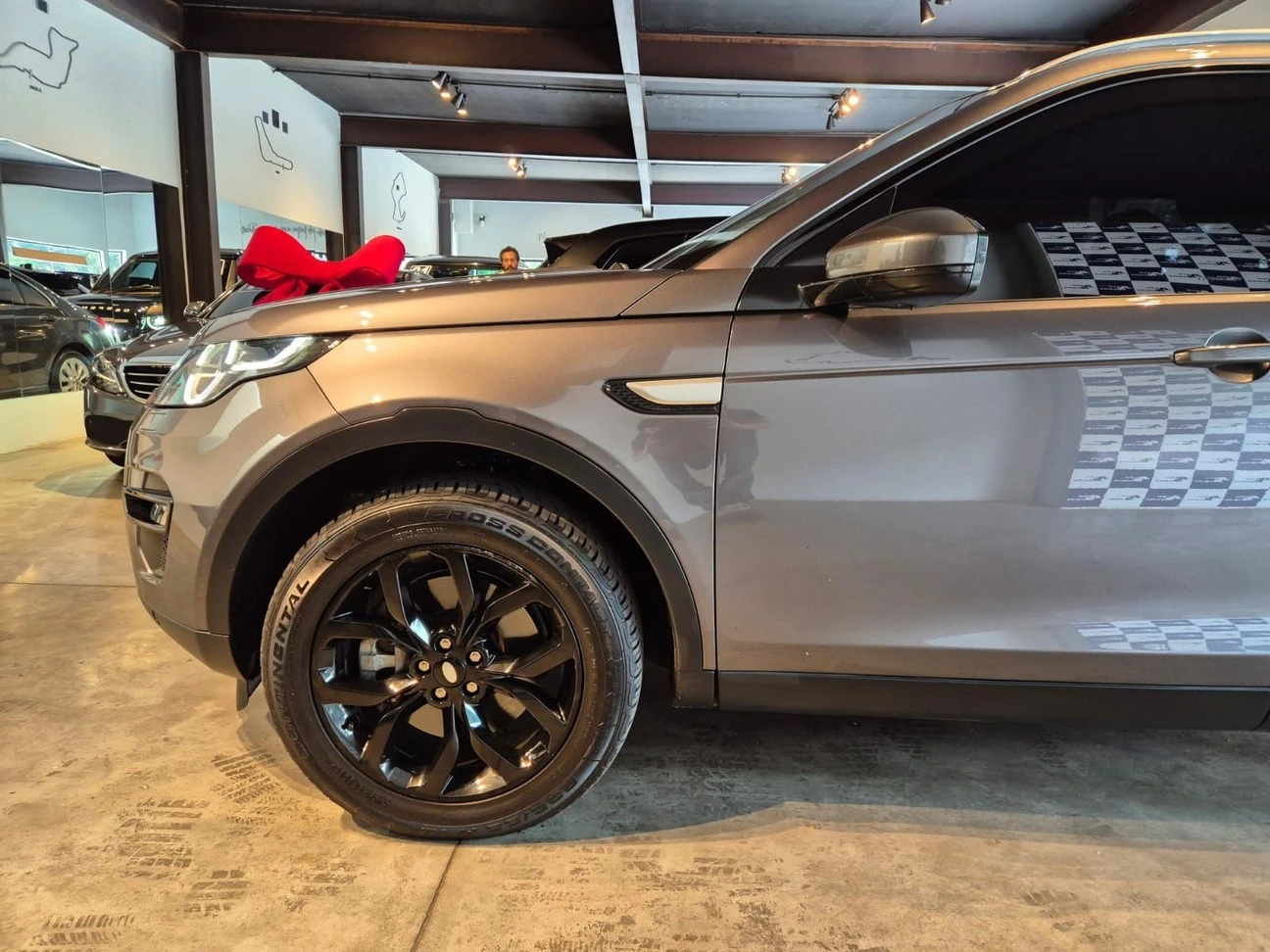 LAND ROVER DISCOVERY SPORT