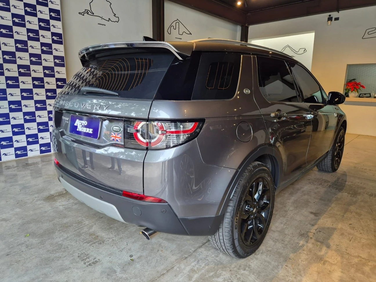 LAND ROVER DISCOVERY SPORT