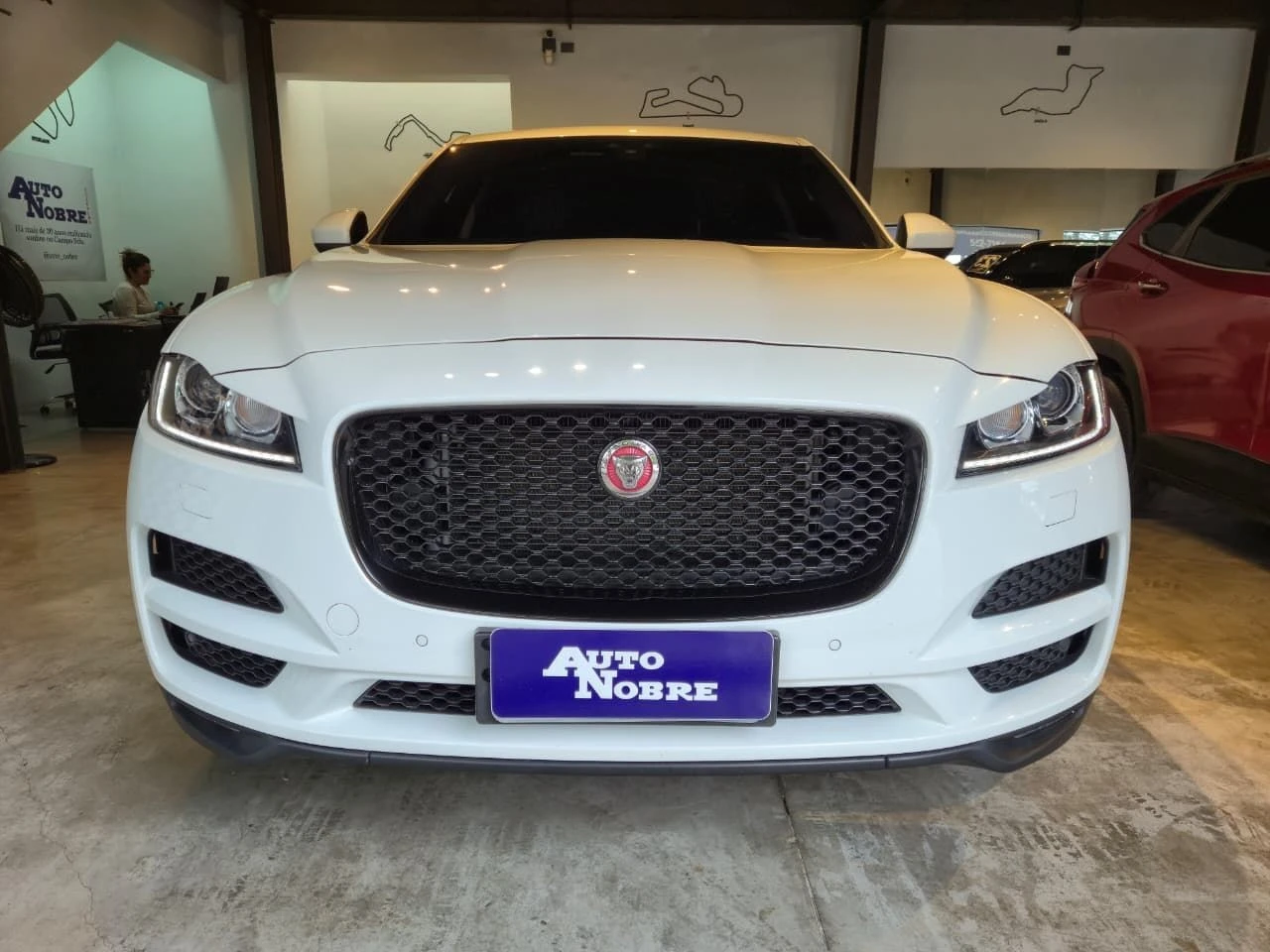 JAGUAR F-PACE