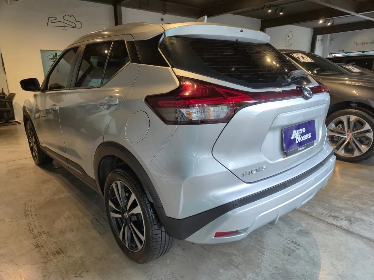 NISSAN KICKS