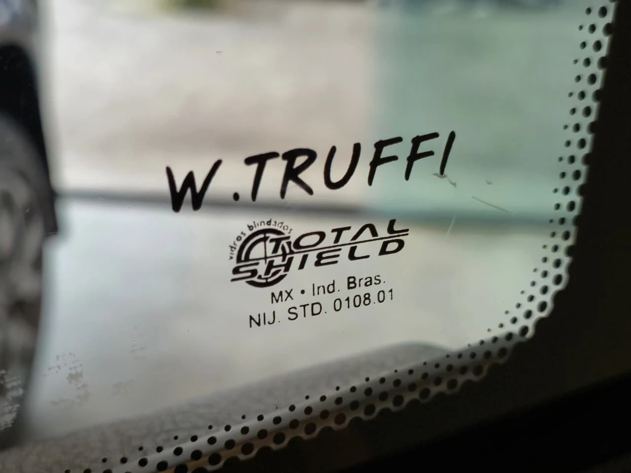 MITSUBISHI PAJERO TR4