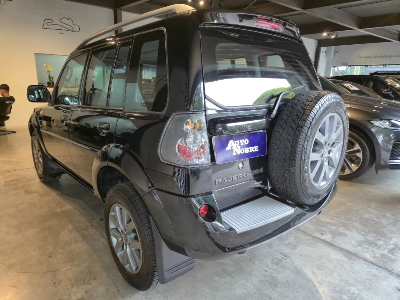 MITSUBISHI PAJERO TR4