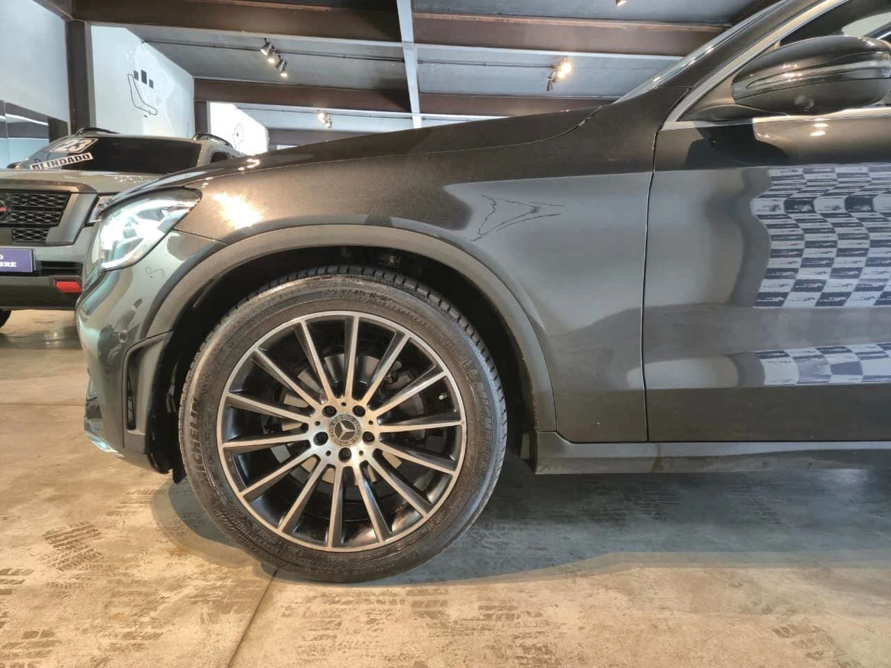 MERCEDES-BENZ GLC 300