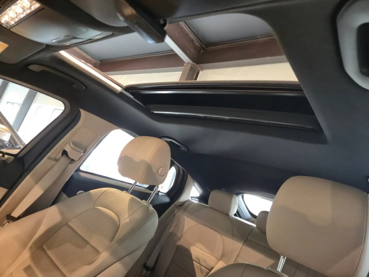 MERCEDES-BENZ GLC 300