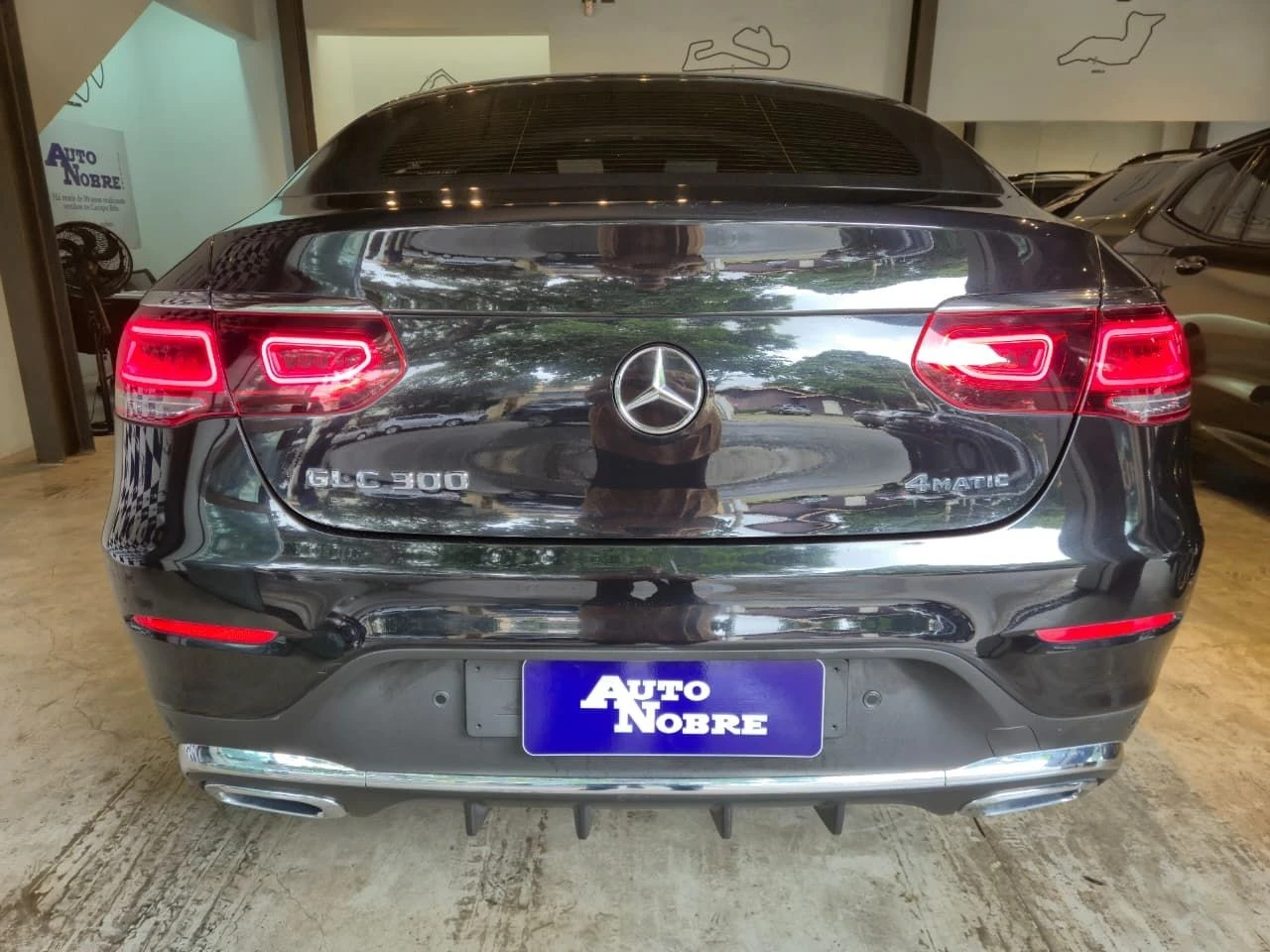 MERCEDES-BENZ GLC 300