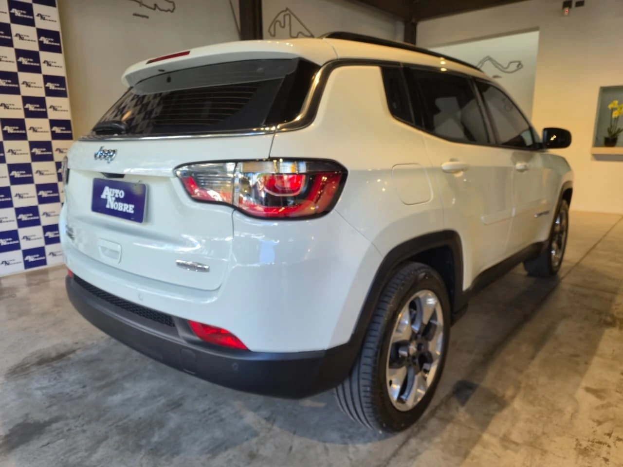 JEEP COMPASS