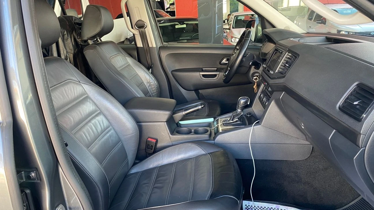 VOLKSWAGEN AMAROK