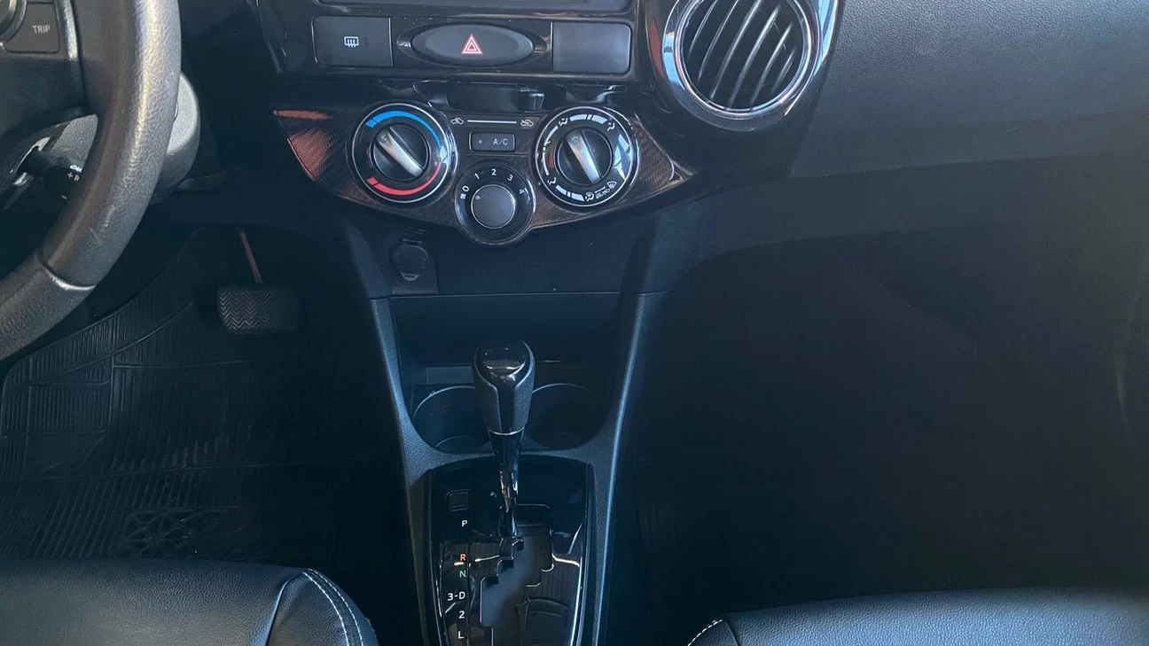 TOYOTA ETIOS