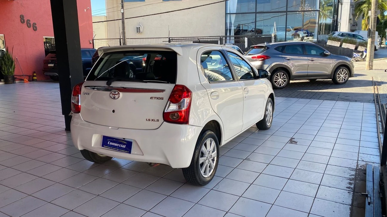 TOYOTA ETIOS