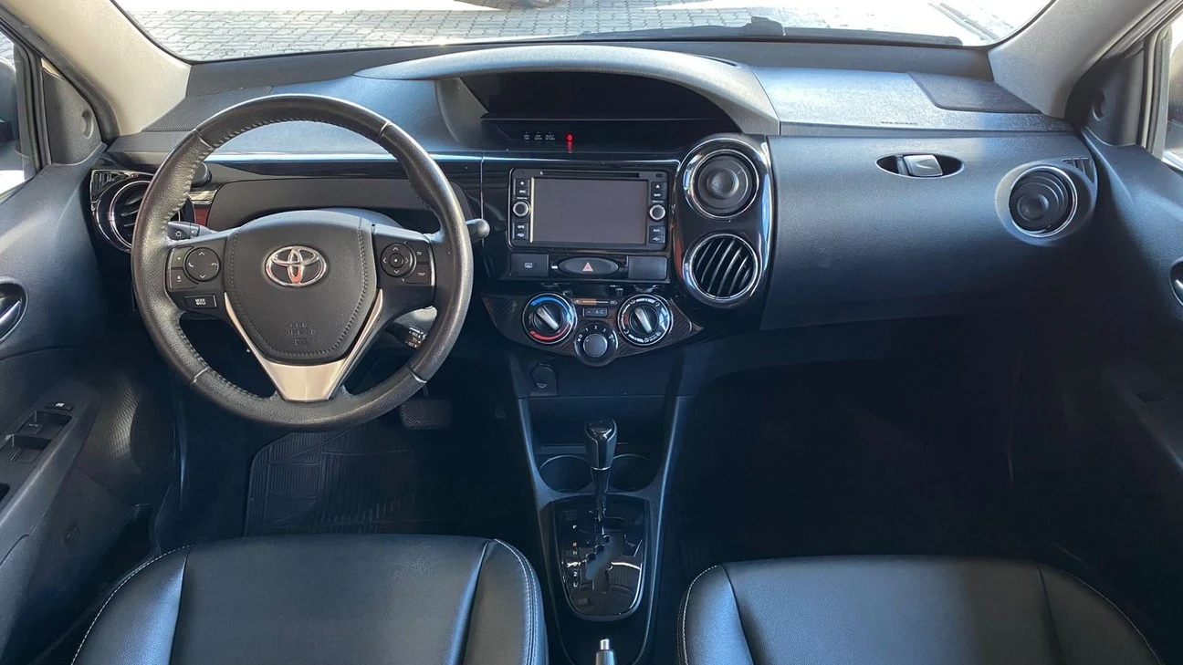 TOYOTA ETIOS