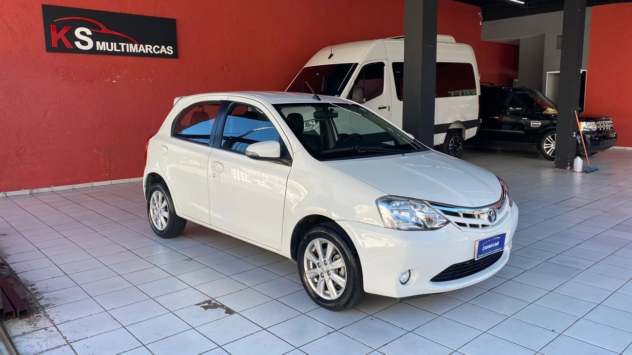 TOYOTA ETIOS