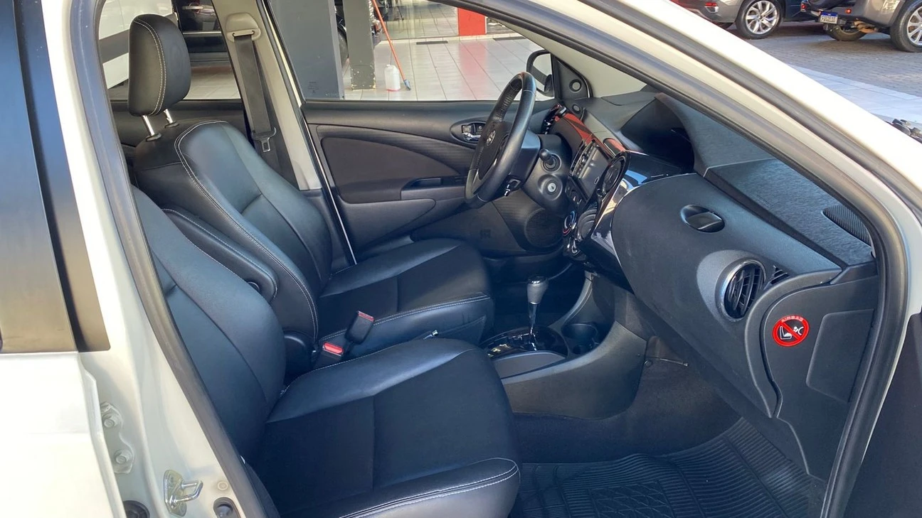 TOYOTA ETIOS