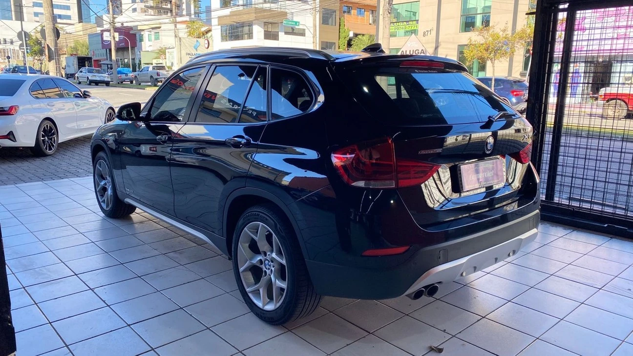 BMW X1