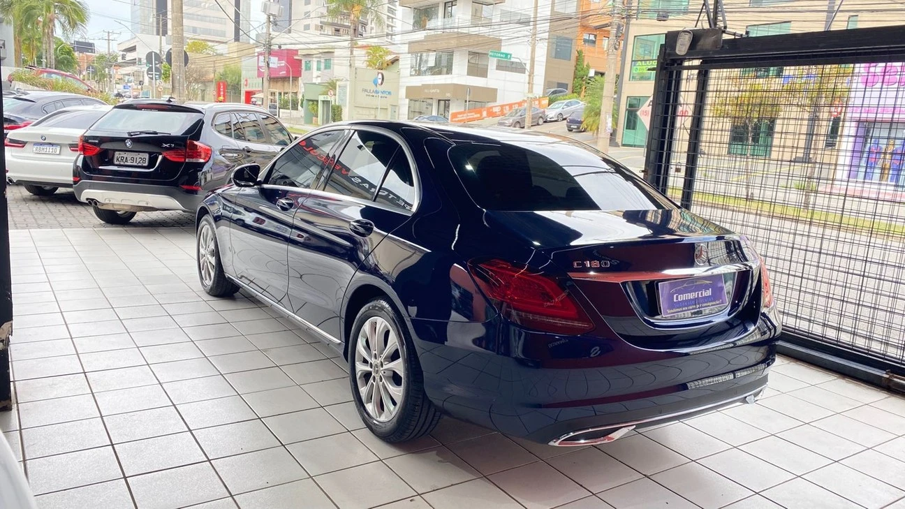 MERCEDES-BENZ C 180