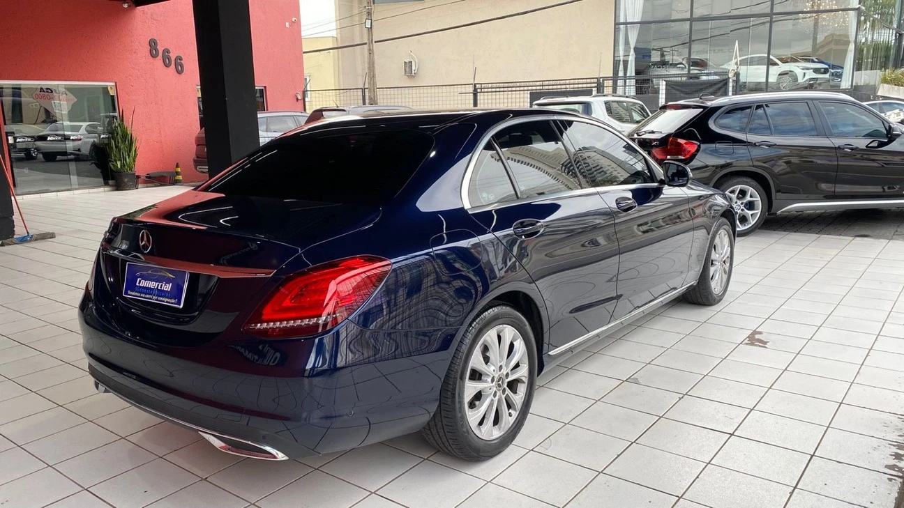 MERCEDES-BENZ C 180