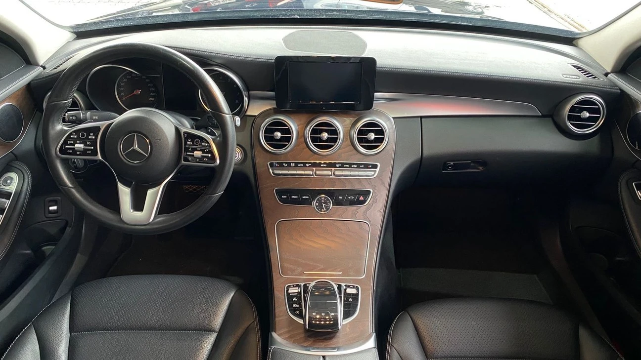 MERCEDES-BENZ C 180