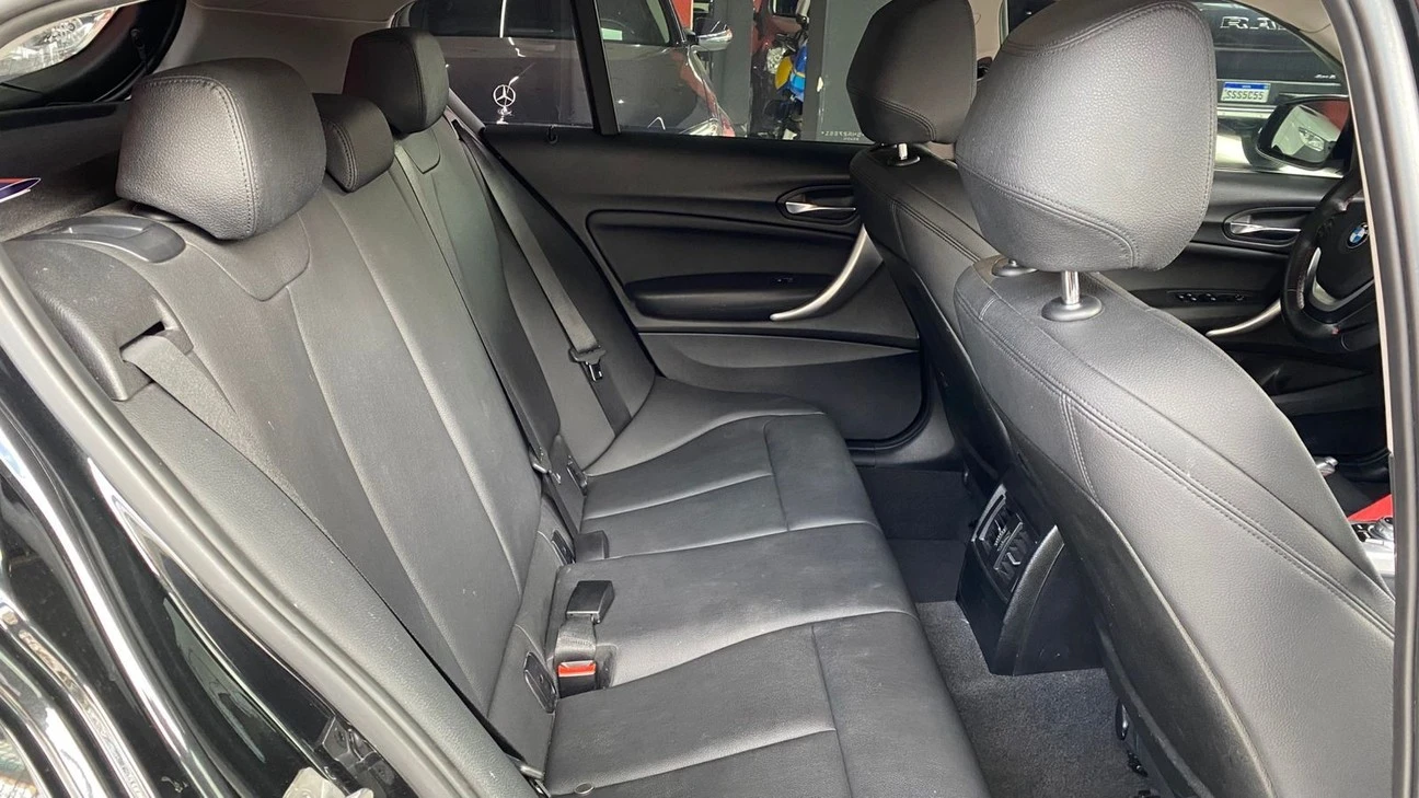 BMW 120I