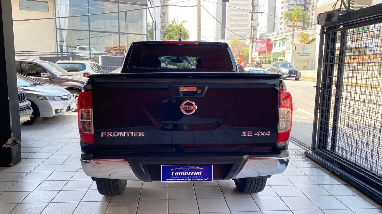 NISSAN FRONTIER