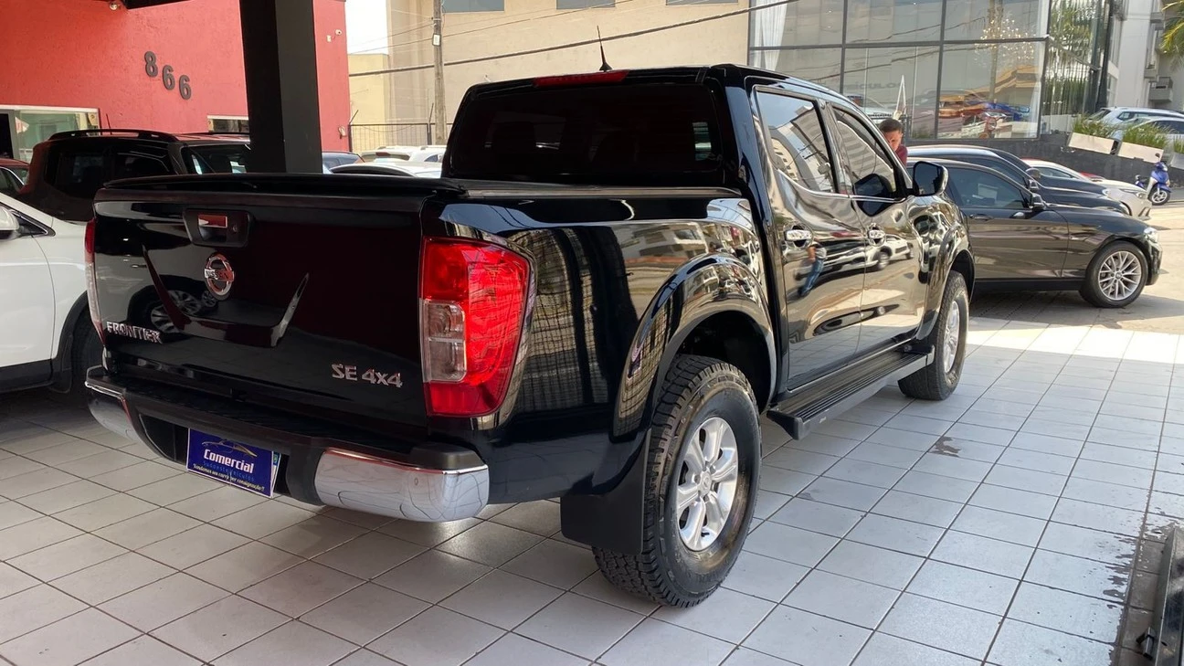 NISSAN FRONTIER