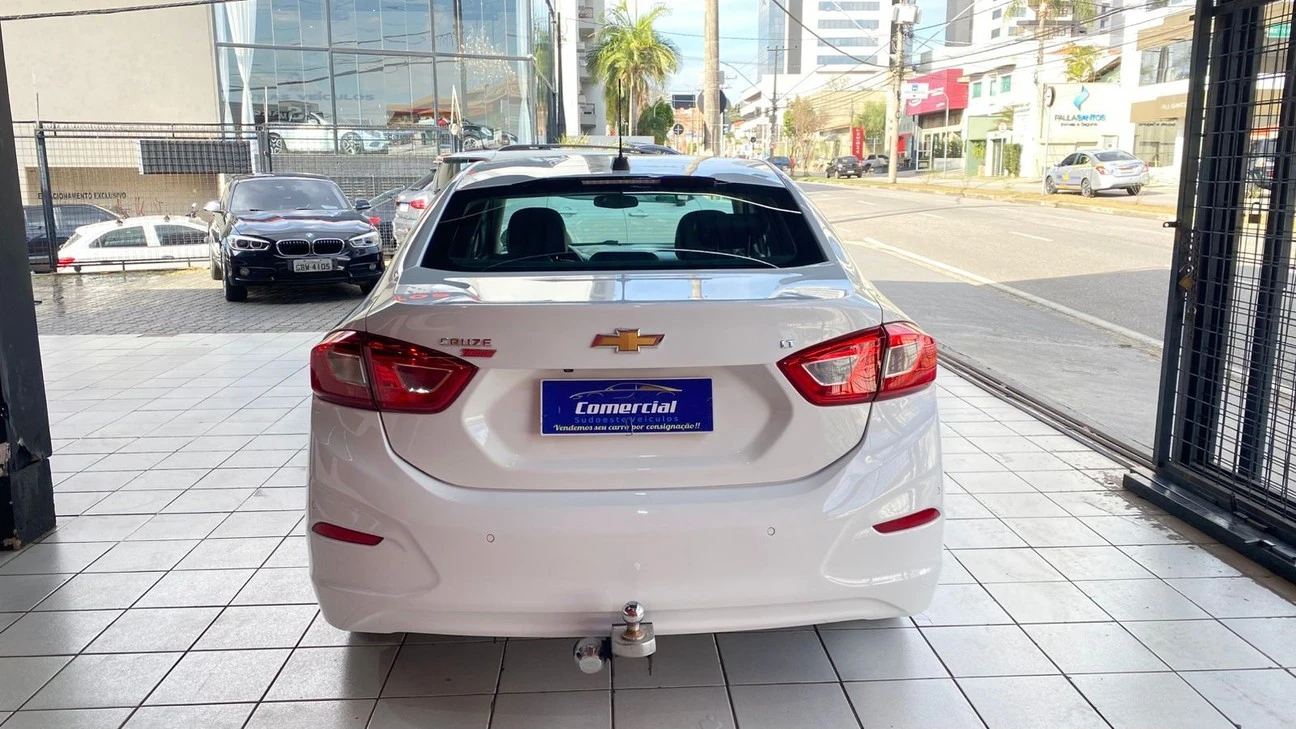 CHEVROLET CRUZE