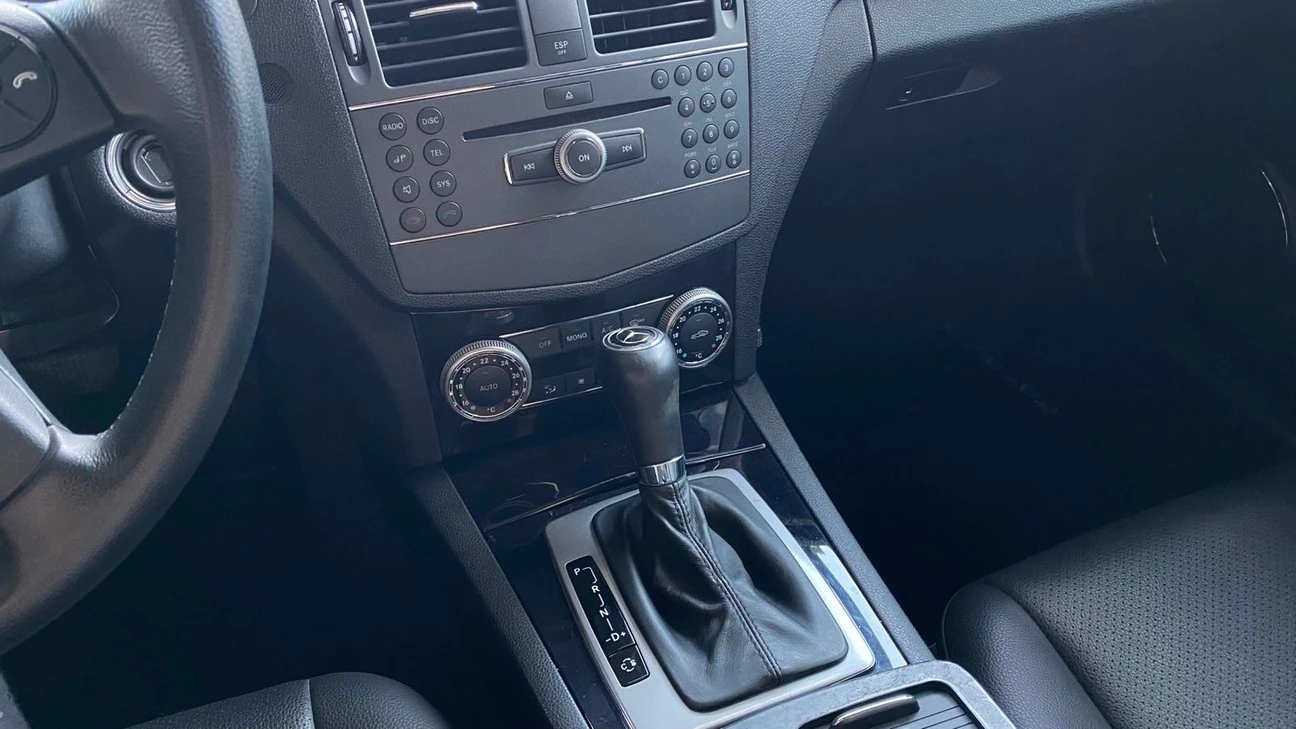 MERCEDES-BENZ C 180 K