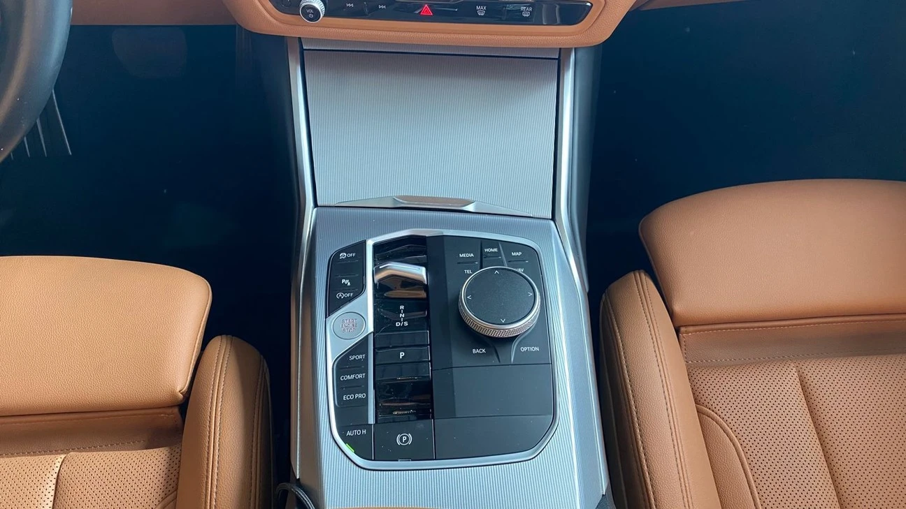 BMW 320I