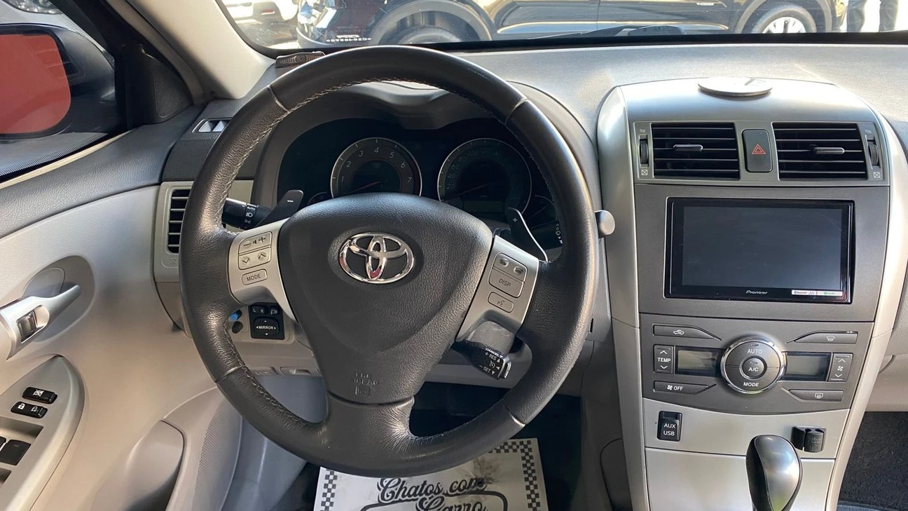 TOYOTA COROLLA